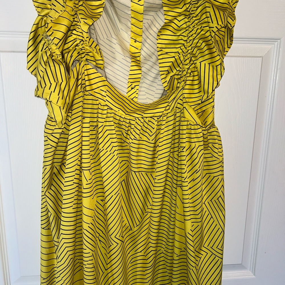 Backless Print button Ruffle Maxi Dress! - Picture 8 of 12